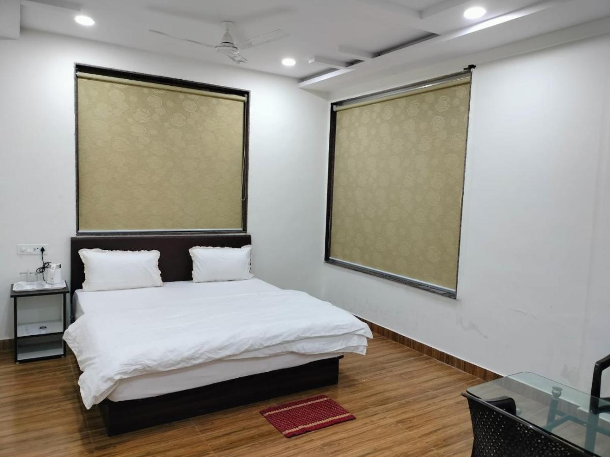 Hotel Satkar International Chhindwāra Extérieur photo