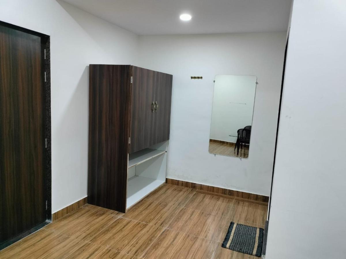 Hotel Satkar International Chhindwāra Extérieur photo